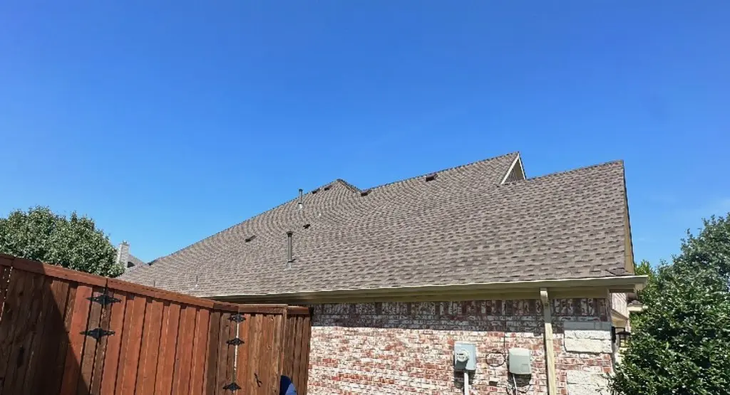 Completed roof replacement project in Umatilla